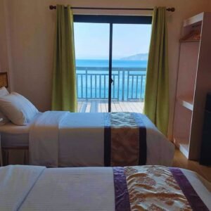 Alexandria Seaview Cover